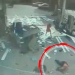 Vivo de milagro tras fuerte explosión de un auto en gasolinería de Brasil