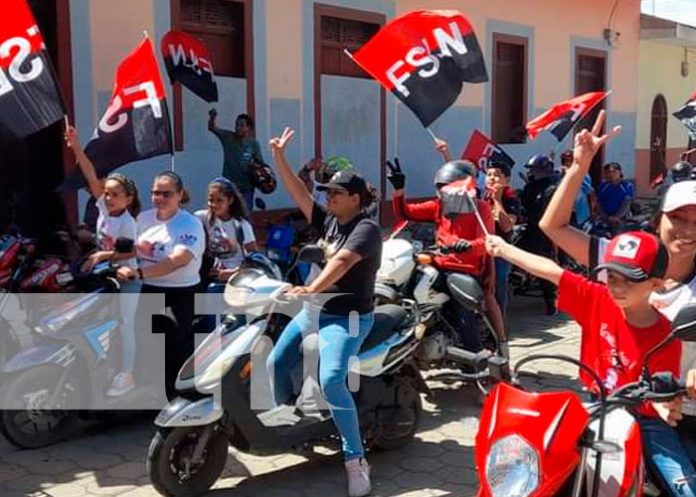 c Militancia sandinista en Nandaime celebra el día de la alegría nacional