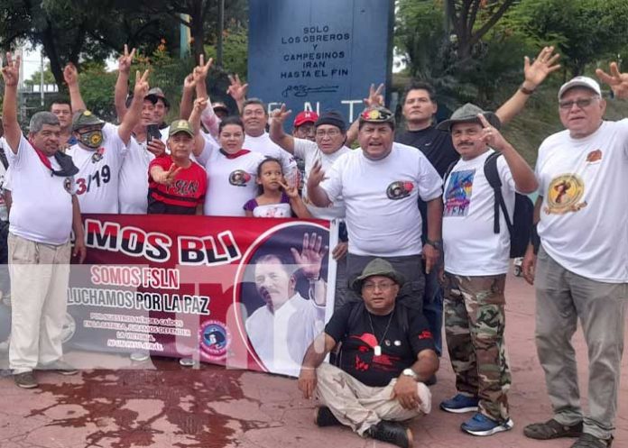 Excombatientes del Ejército de Nicaragua celebran el 19 de julio