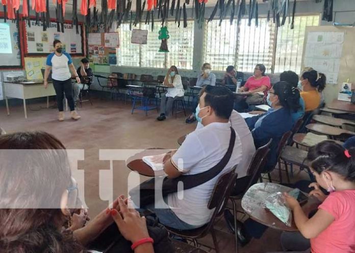 Capacitación a docentes de Nicaragua, de cara al 2do semestre