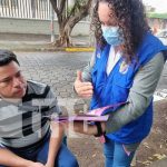 Promocionan la Cartilla de la Mujer en el barrio San Judas de Managua Recorrido por Managua para presentar cartilla de prevención de femicidios