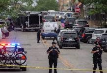 Sangriento fin de semana en Chicago deja al menos 50 heridos tras tiroteos Sangriento fin de semana en Chicago deja al menos 50 heridos tras tiroteos