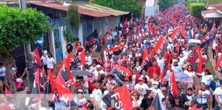 Con alegría y júbilo familias de Chinandega celebran 43 años de Revolución