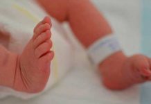 ¡Insólito! Muere bebé a las horas de nacer: Sus padres eran hermanos