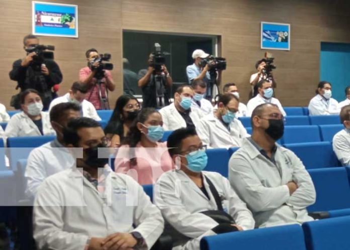 Jornada científica sobre cirugías de laparoscopia en Nicaragua
