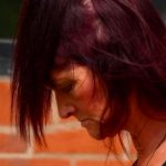 Tonta: Cascó a su exmarido, lo envió a su «novio» de Estados Unidos y la estafó Por tirársela de viva la estafó "novio" de Estados Unidos