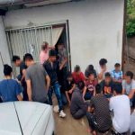 Rescatan al menos 24 migrantes que eran extorsionados por los "coyotes"