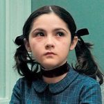 Esther te dejará con más preguntas que respuestas