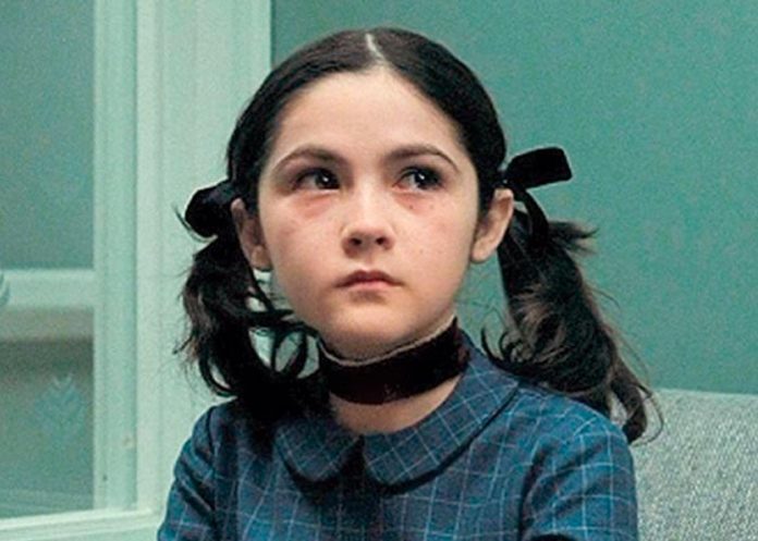 Esther te dejará con más preguntas que respuestas