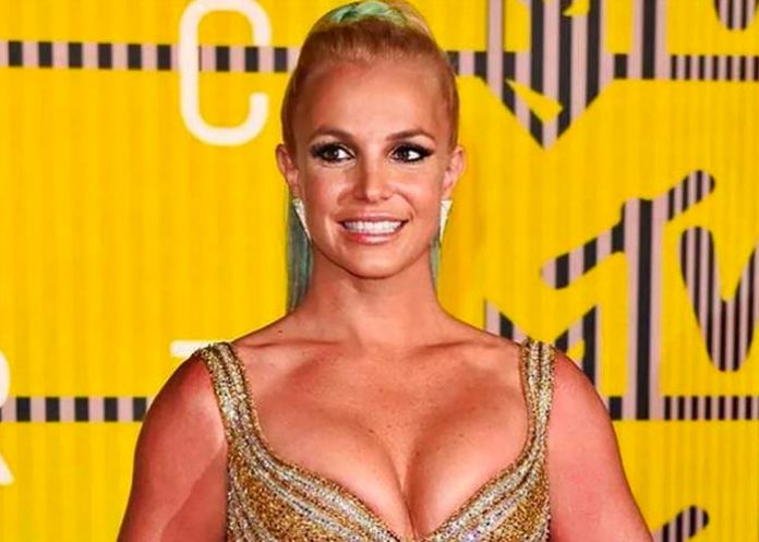 Britney sorprendió a todos al compartir un video cantando