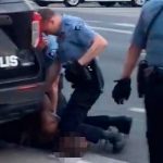 Apenas 3 años de cárcel para policías implicados en muerte de George Floyd