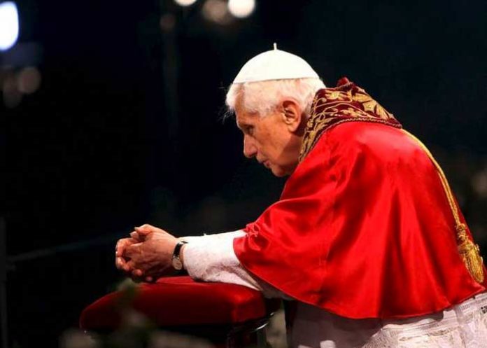 ¡Alerta! Cuenta falsa reporta muerte del Papa emérito Benedicto XVI