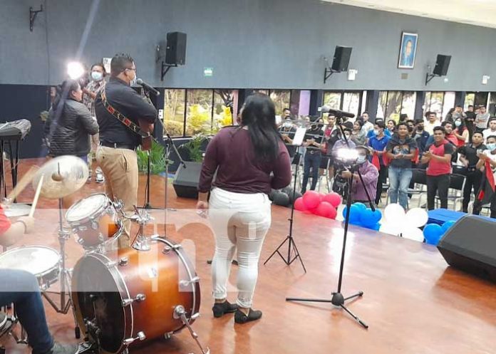 Festival cultural en la UNAN-Managua por el 43/19
