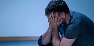 ¡OMG! Atónito quedó un hombre al enterrarse nació con ovarios y útero