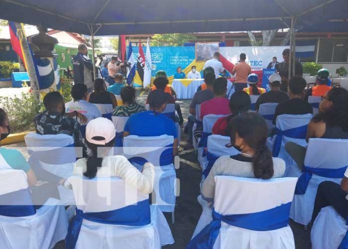 INATEC entrega mobiliario a centro de salud Francisco Buitrago