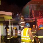 ¡Arrasó con todo! Incendio deja en la calle a familia de Monseñor Lezcano ¡Arrasó con todo! Incendio deja en la calle a familia del Monseñor Lezcano