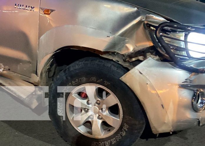 Motociclista se estrella contra una camioneta en Juigalpa, Chontales