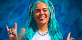 ¿Por qué Karol ocultó su cabello azul con una tela negra?