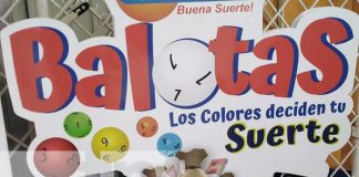 Balotas, de la Lotería Nacional, entrega camioneta