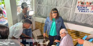 Entrega de medios auxiliares a personas que lo necesitan en Managua