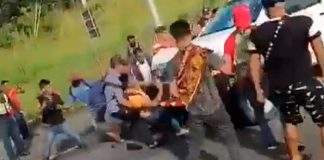 ¡Imágenes sensibles! Conductor atropella a varios manifestantes en Panamá