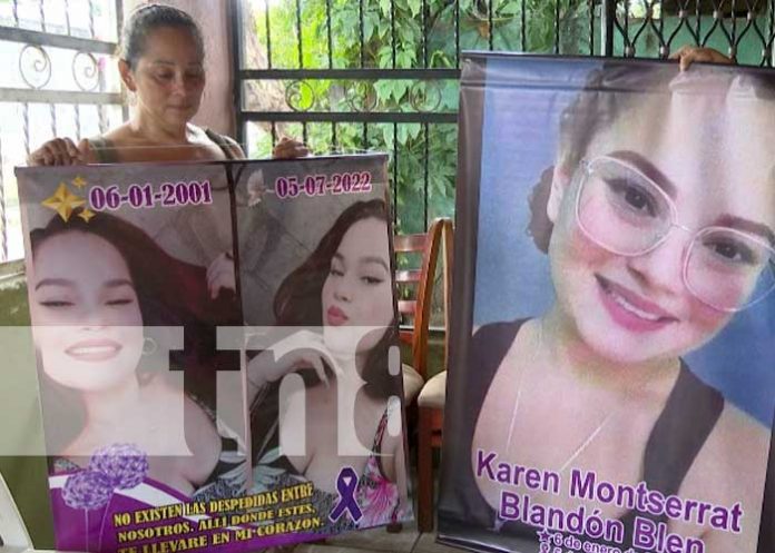 Familia doliente de víctima de femicidio en Managua