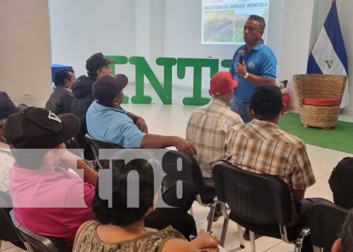 INTA comparte técnicas de drenaje para cultivos en Nicaragua