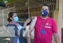 Fin de semana de vacunación voluntaria contra la Covid-19 en Managua Población de Managua contentos por brigada voluntaria