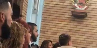 Momento gracioso: Niño engaña a sacerdote al no echar la ofrenda