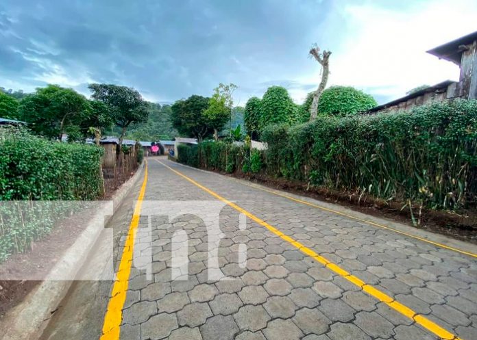 1 Inauguran 200 metros lineales de adoquinado en Jinotega