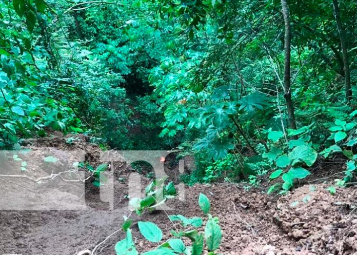 Ciclista pierde la vida al precipitarse en bajadero de la Laguna de Masaya