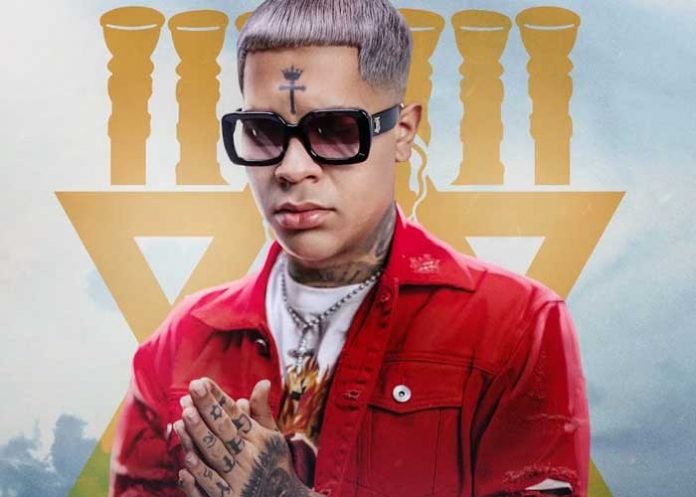 1 ¿Agresión física o crisis nerviosa? Almighty es hospitalizado de emergencia