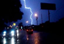 Tormenta eléctrica provoca afectaciones en Managua Tormenta eléctrica provoca afectaciones en Managua