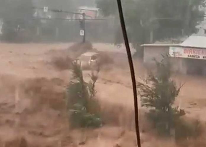 Lluvias dejan al menos tres muertos en Sonora, México