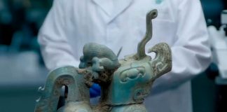 ¡increíble! Encuentran en China estatuas de bestias "celestiales"