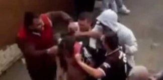 "Como Dios lo trajo al mundo": Hinchas en Brasil desnudan a rival