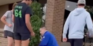 Niño latino es agredido atrozmente por policía de Estados Unidos