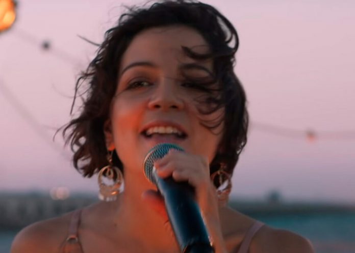 Natalia Lafourcade llega a TikTok y pide a sus fans le enseñen a usarlo