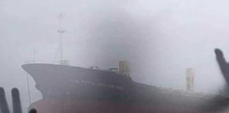 Terrorífico barco "fantasma" reaparece en Irlanda sin su tripulación