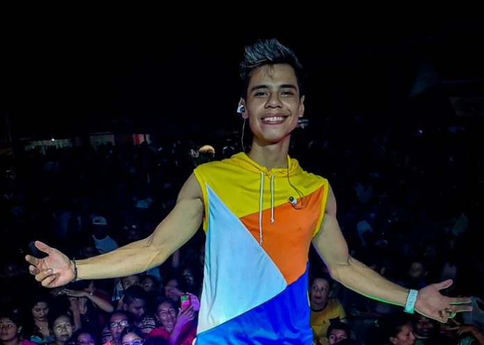 Oscarito de Costa Azul revela cómo le gustan las mujeres