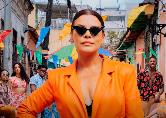 1 Olga Tañón se reinventa: Estrena la nueva versión de