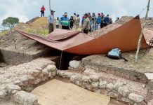 Encuentran tumba de un sacerdote de 3 mil años de antigüedad en Perú