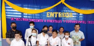 Matiguás: MINED reconoce labor a destacados maestros y estudiantes
