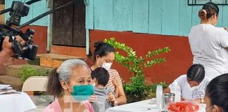 Barrio Las Jinotepe, en Managua, recibe visita de clínica móvil