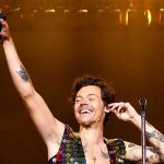 Video: Harry Styles, cómplice perfecto de una pedida de matrimonio