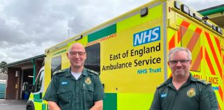 Atiende un paro cardíaco en Inglaterra y a la vez sufre un ataque al corazón