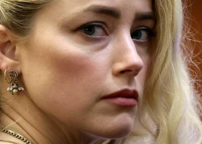 Sexo público, drogas y alcohol, así eran las fiestas de Amber Heard
