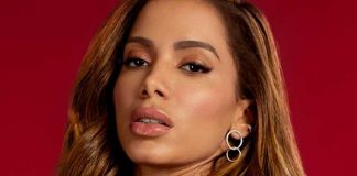 Con pantalones transparentes, Anitta muestra próximas colaboraciones