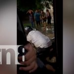 Motociclista se salva de ser arrastrado por las fuertes corrientes en Carazo Motociclista se salva de ser arrastrado por las fuertes corrientes en Carazo