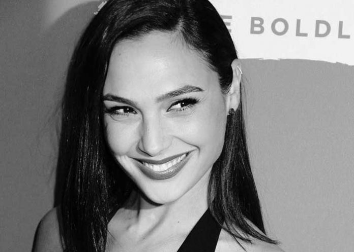 Gal Gadot: 